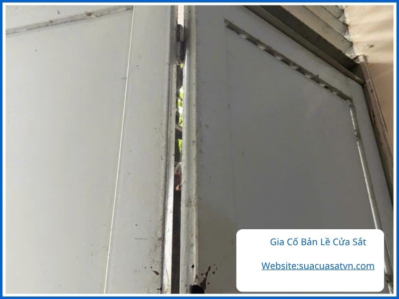 Hướng Dẫn Hàn Và Gia Cố Bản Lề Cửa Sắt
