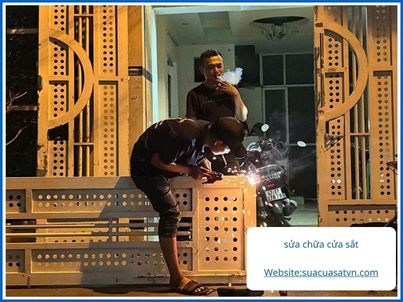 Tại sao nên chọn thợ sửa cửa sắt khu vực gần tôi tại Nhà Bè