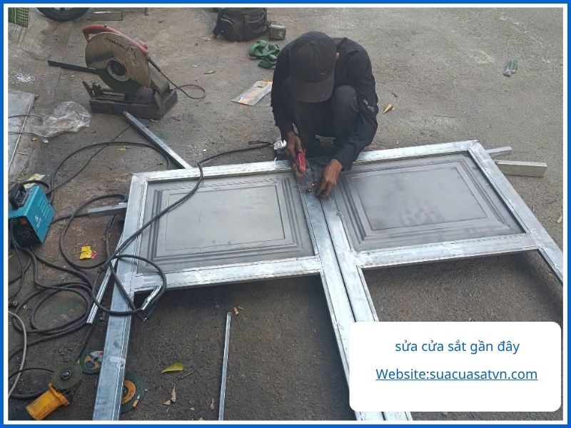 Quy trình sửa cửa sắt Phú Nhuận chuyên nghiệp tại Xưởng Đức Hải