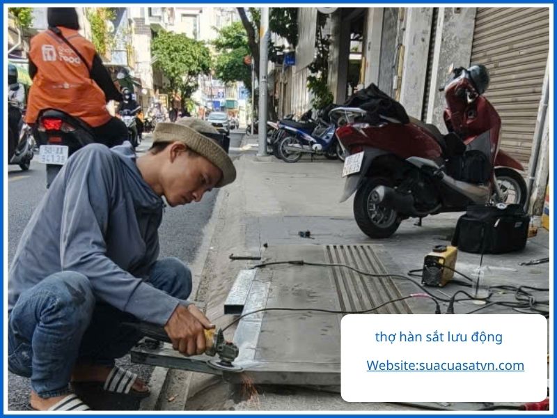 Khu vực nhận hàn sắt tại Quận 9